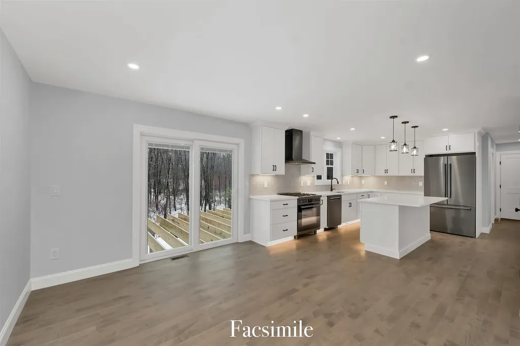 101 Laurel Road Hooksett NH 03106