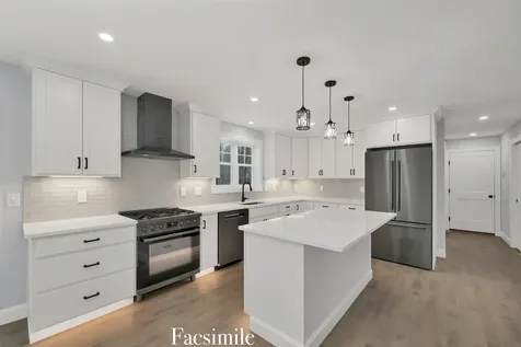 101 Laurel Road Hooksett NH 03106