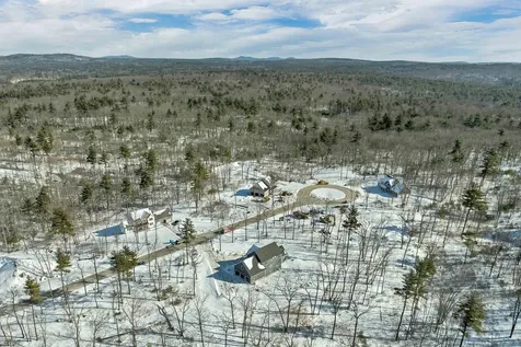 101 Laurel Road Hooksett NH 03106