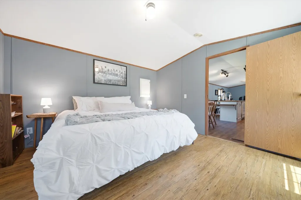 20 Center Court Epping NH 03042