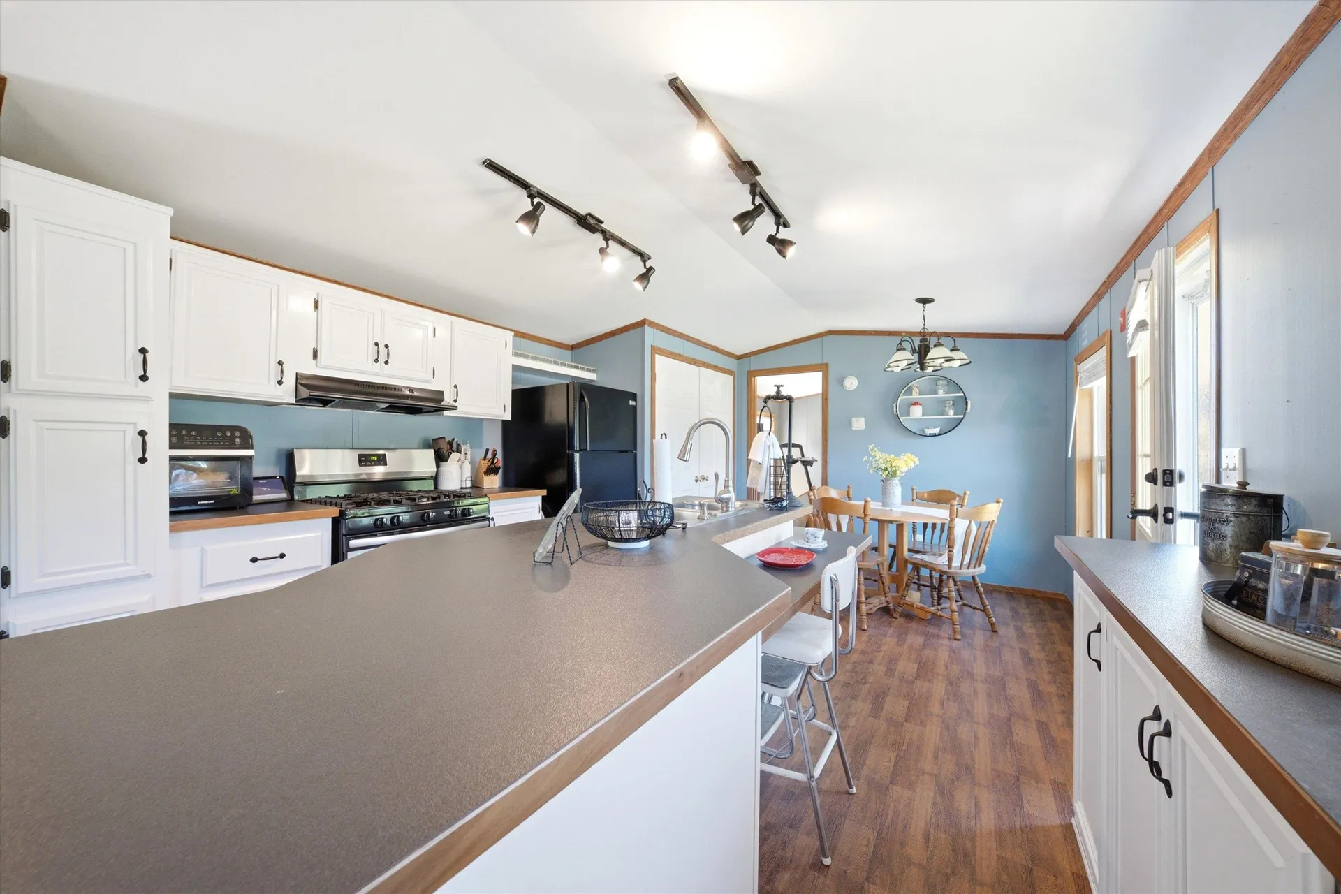 20 Center Court Epping NH 03042
