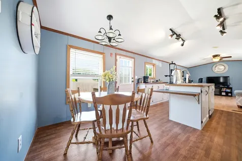 20 Center Court Epping NH 03042