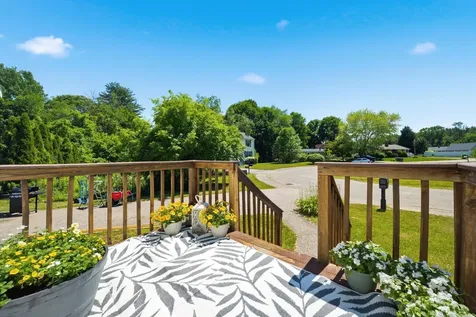 20 Center Court Epping NH 03042