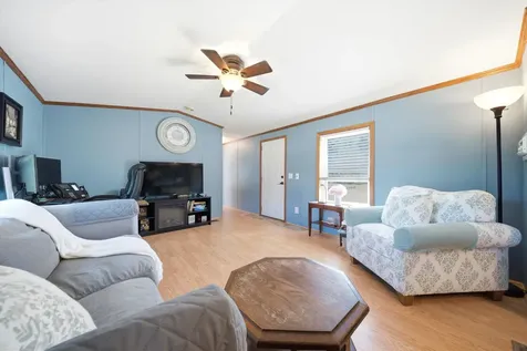 20 Center Court Epping NH 03042