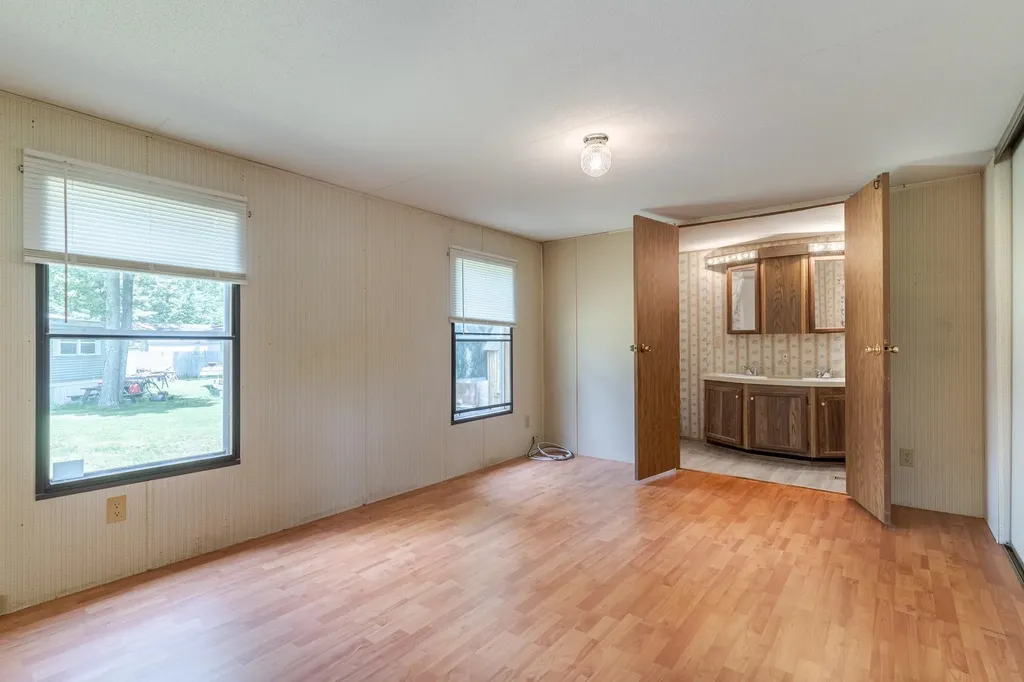72 Royalcrest Park Rochester NH 03867