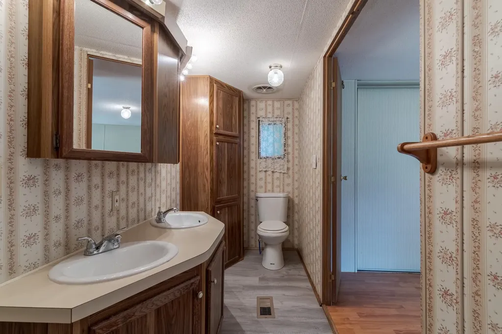 72 Royalcrest Park Rochester NH 03867