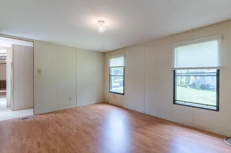 72 Royalcrest Park Rochester NH 03867