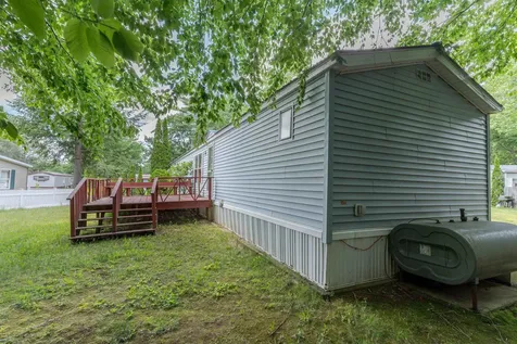 72 Royalcrest Park Rochester NH 03867