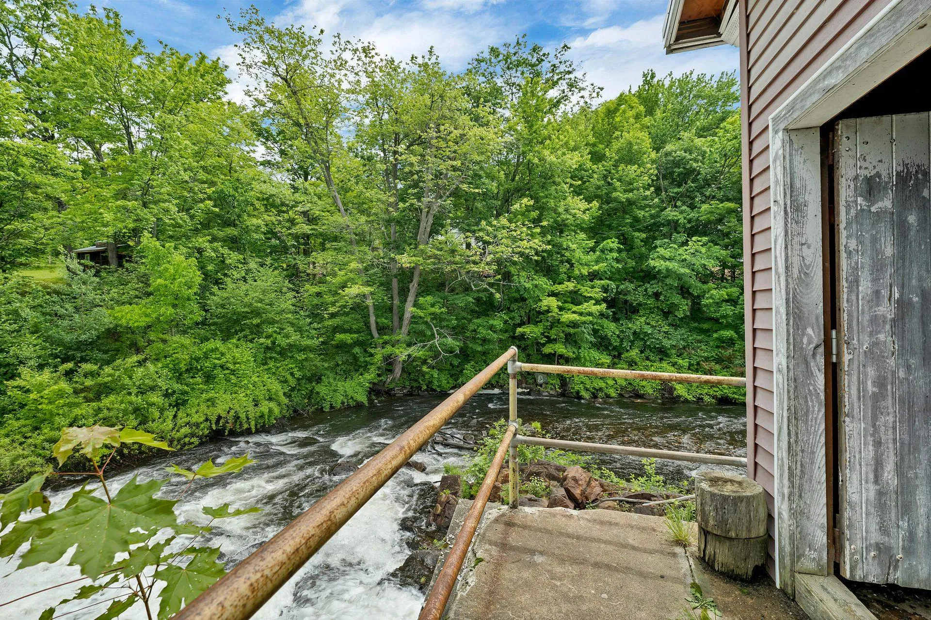 22 Main Street Ashland NH 03217