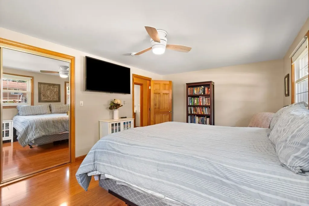 19 Yarmouth Drive Nashua NH 03062