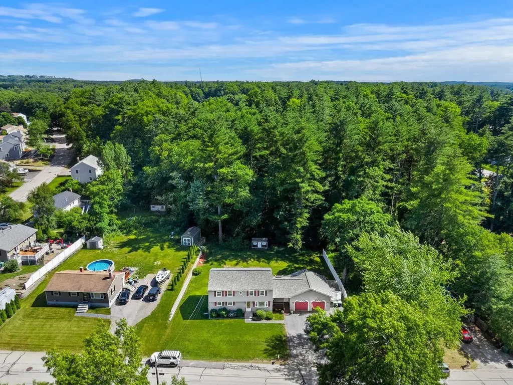 19 Yarmouth Drive Nashua NH 03062