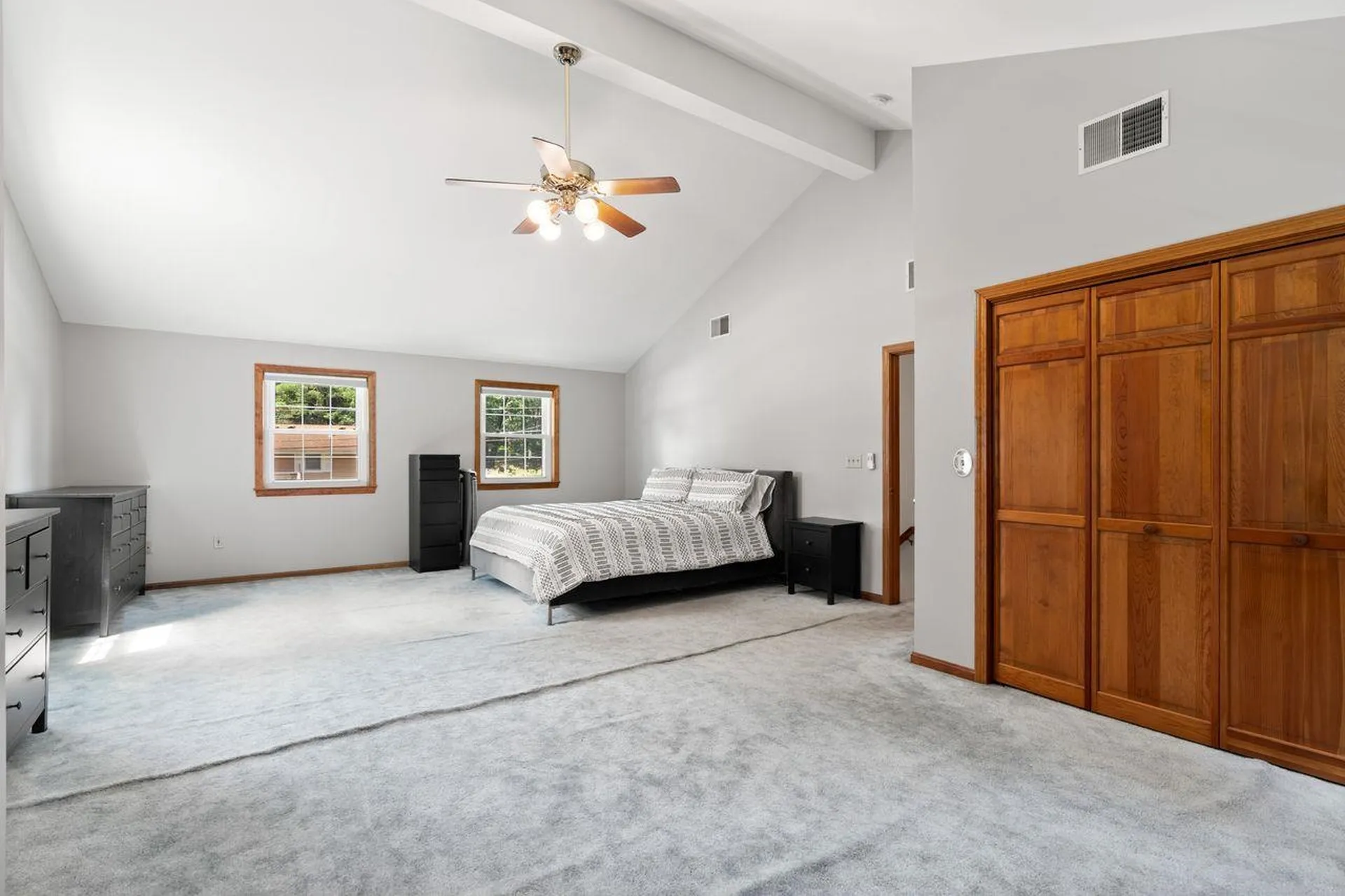19 Yarmouth Drive Nashua NH 03062