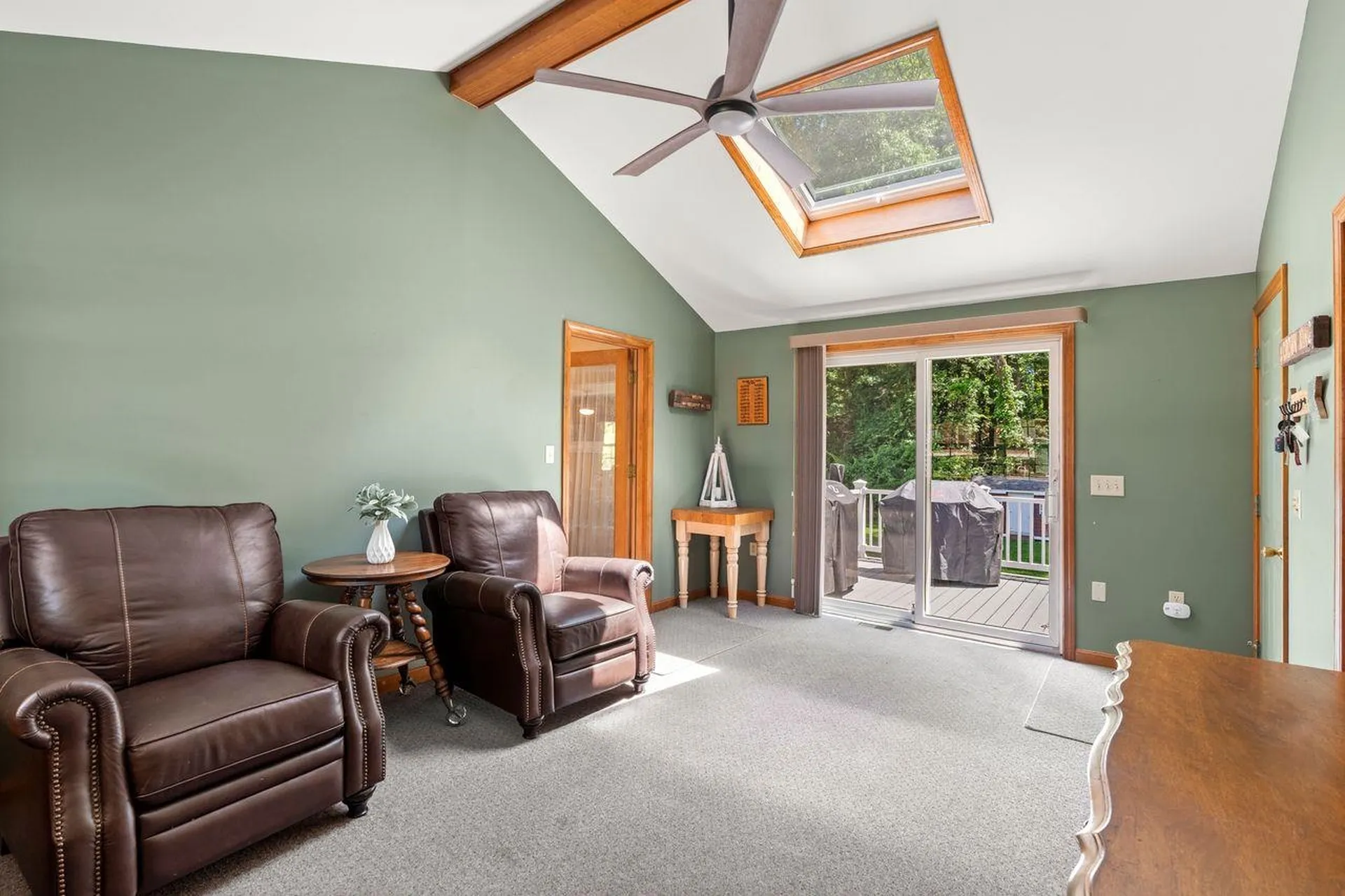 19 Yarmouth Drive Nashua NH 03062