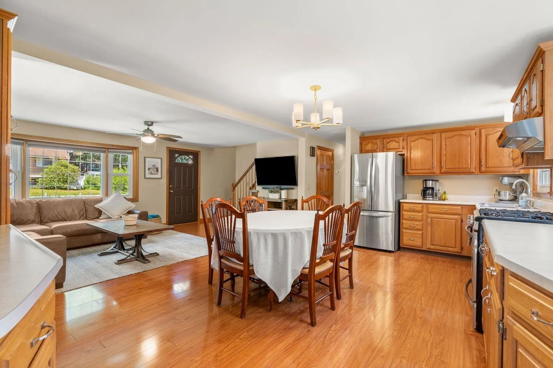 19 Yarmouth Drive Nashua NH 03062