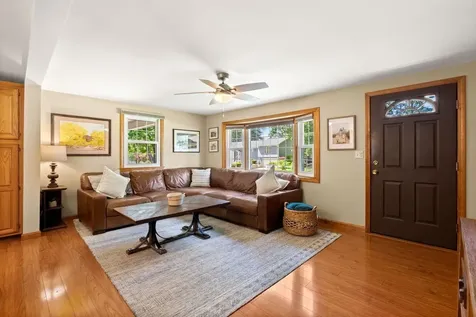 19 Yarmouth Drive Nashua NH 03062