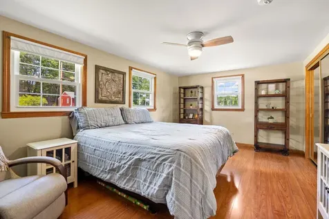 19 Yarmouth Drive Nashua NH 03062
