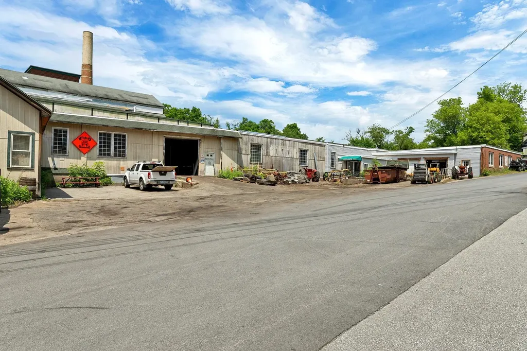 6 Mill Street Ashland NH 03217