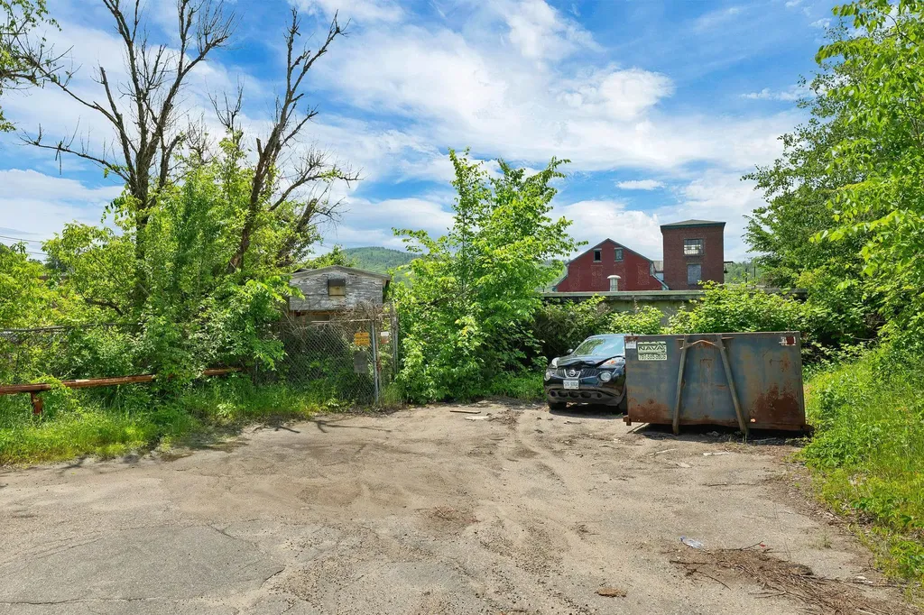 6 Mill Street Ashland NH 03217