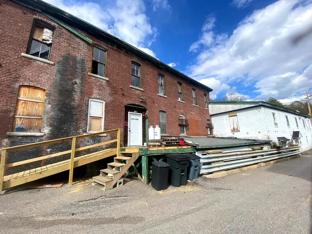 6 Mill Street Ashland NH 03217