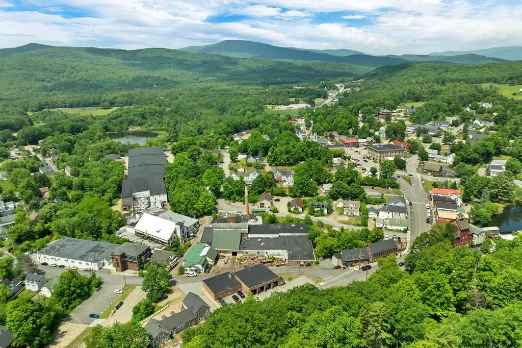6 Mill Street Ashland NH 03217