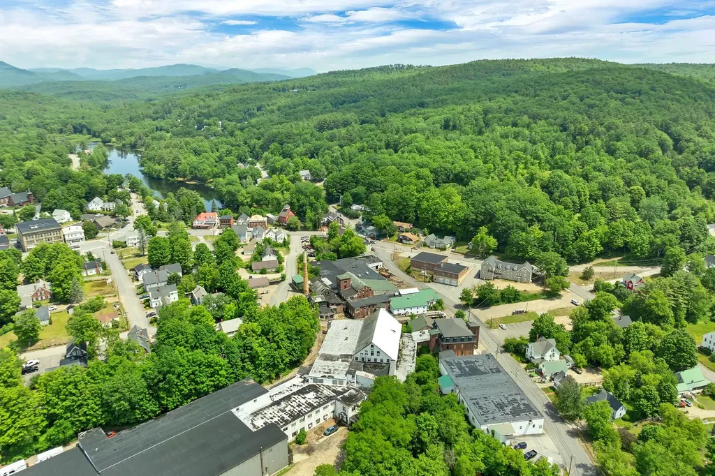 6 Mill Street Ashland NH 03217