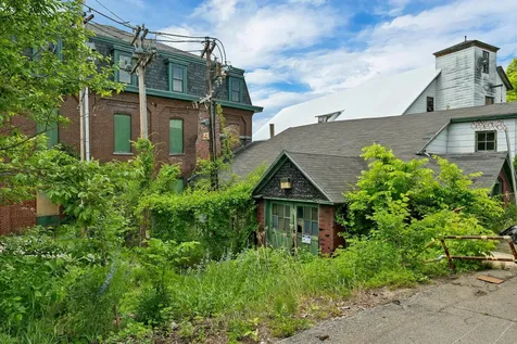 6 Mill Street Ashland NH 03217