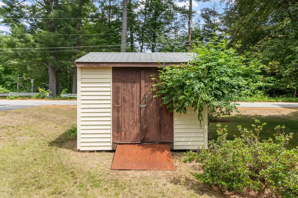 273 Melendy Road Milford NH 03055