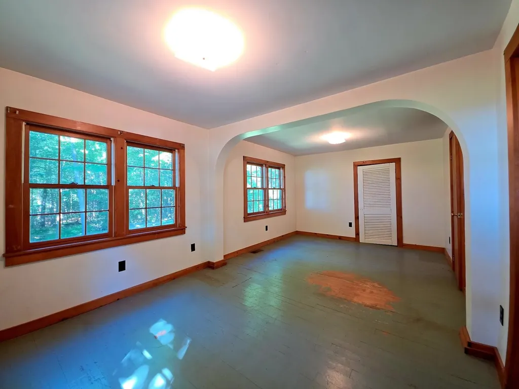 585 North Road Franklin NH 03235