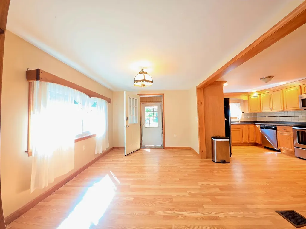 585 North Road Franklin NH 03235