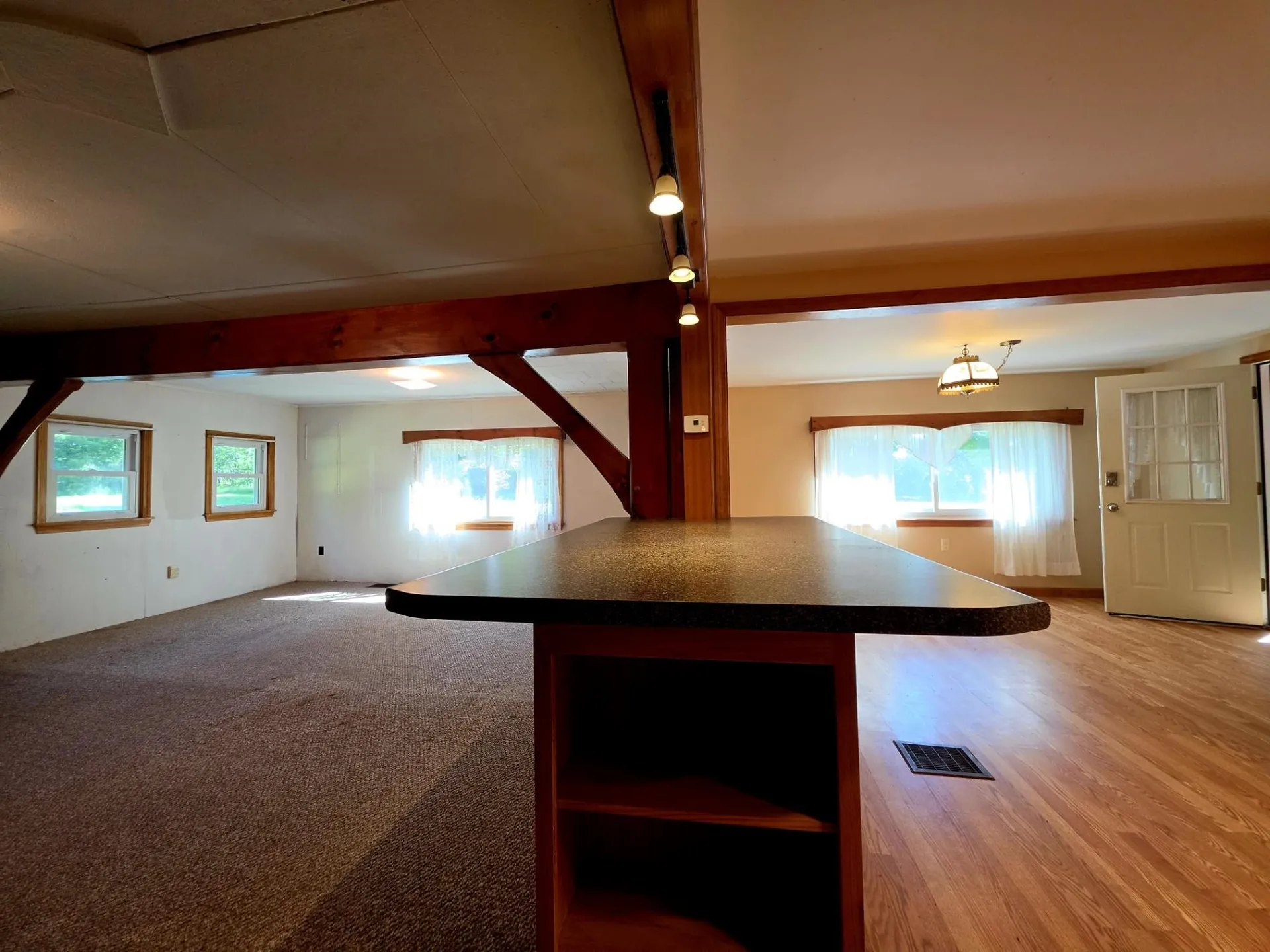 585 North Road Franklin NH 03235