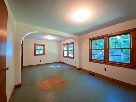 585 North Road Franklin NH 03235