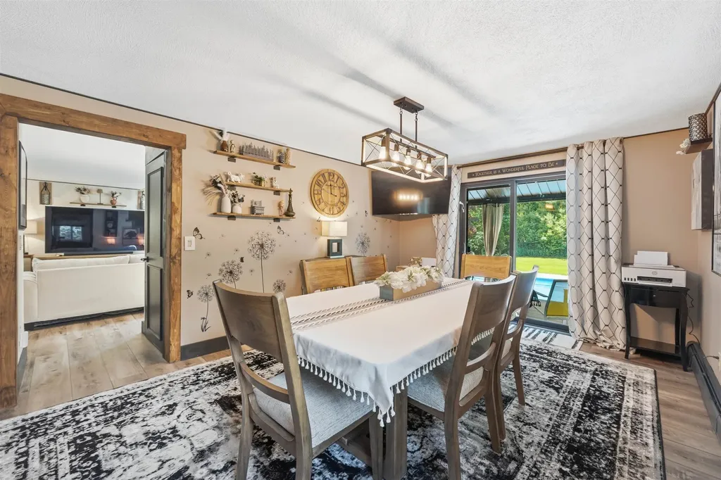 60 Stanley Brook Drive Salem NH 03079