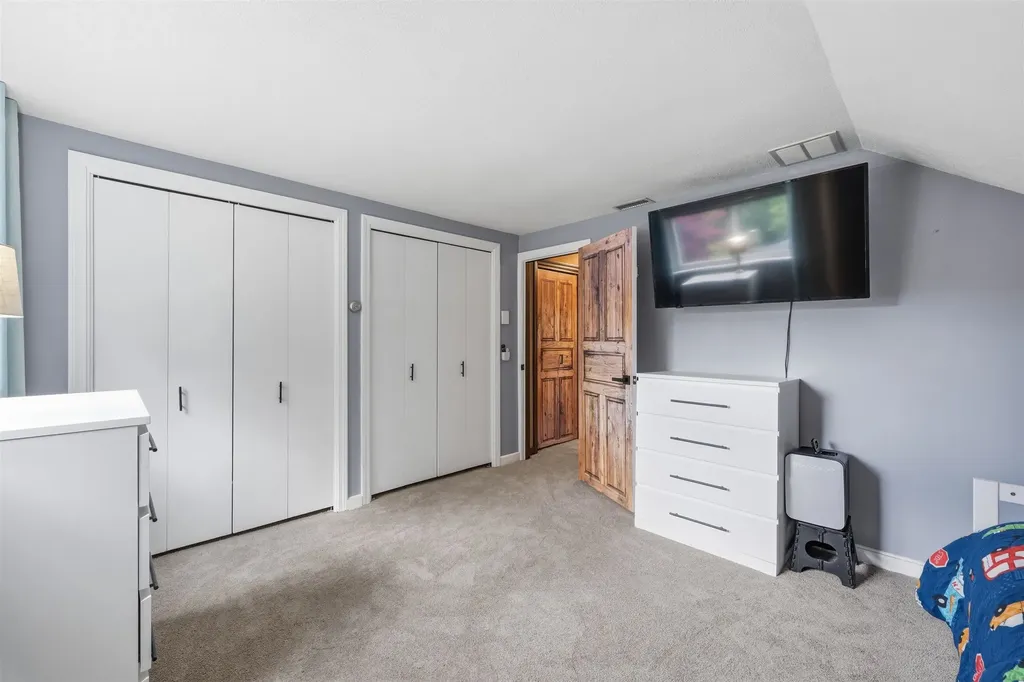 60 Stanley Brook Drive Salem NH 03079