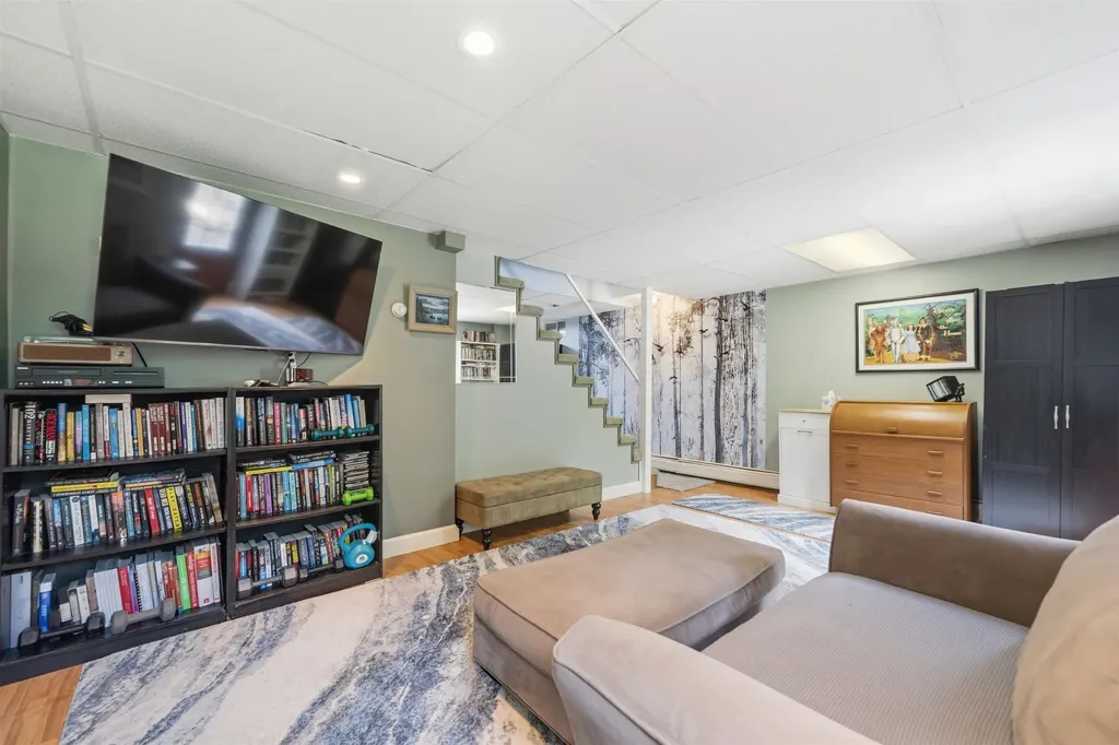 60 Stanley Brook Drive Salem NH 03079