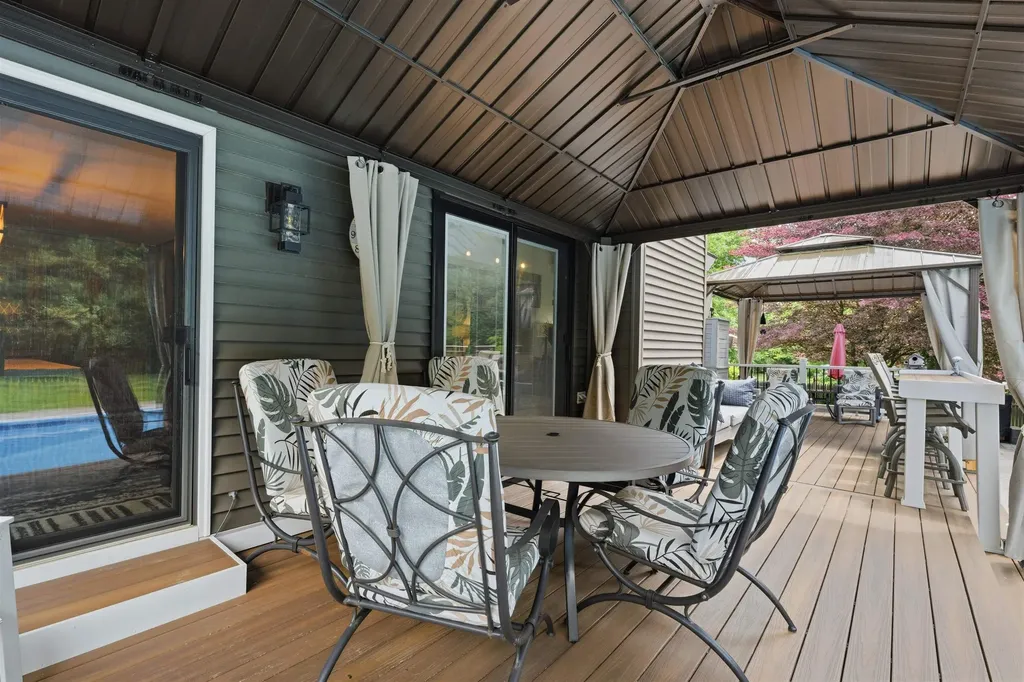 60 Stanley Brook Drive Salem NH 03079