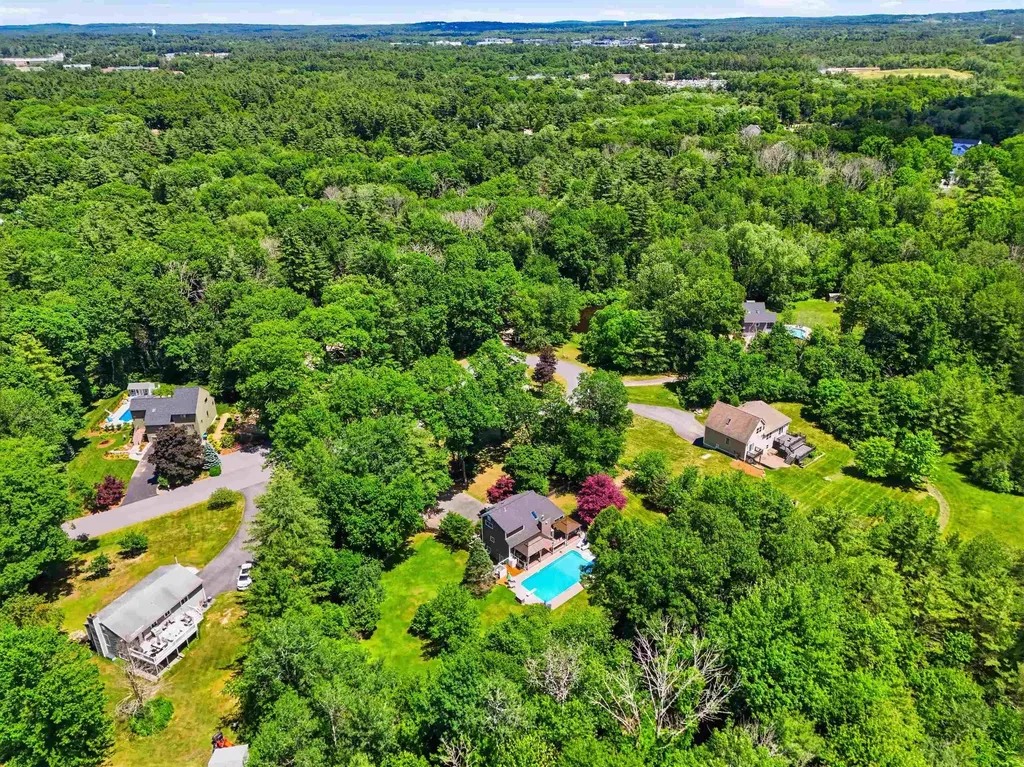 60 Stanley Brook Drive Salem NH 03079