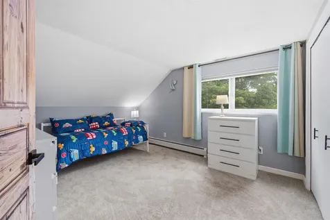 60 Stanley Brook Drive Salem NH 03079