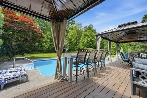 60 Stanley Brook Drive Salem NH 03079