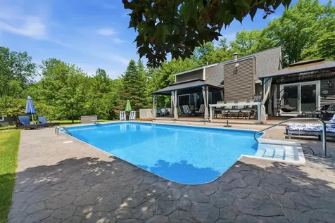 60 Stanley Brook Drive Salem NH 03079