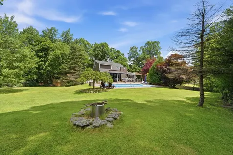 60 Stanley Brook Drive Salem NH 03079