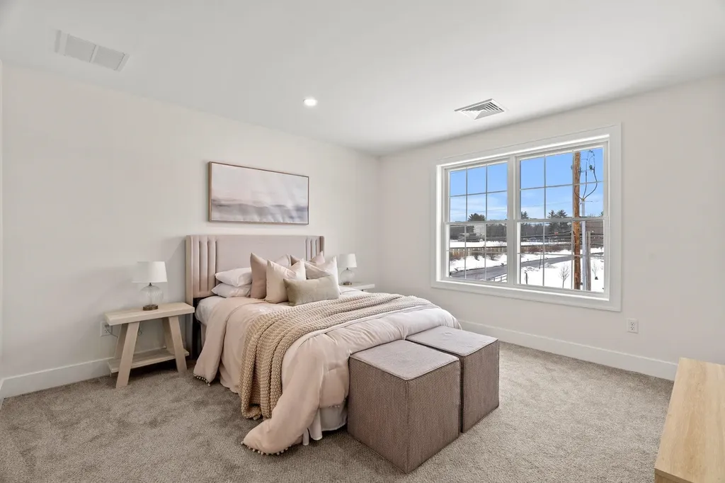 11 Suffolk Drive Concord NH 03303