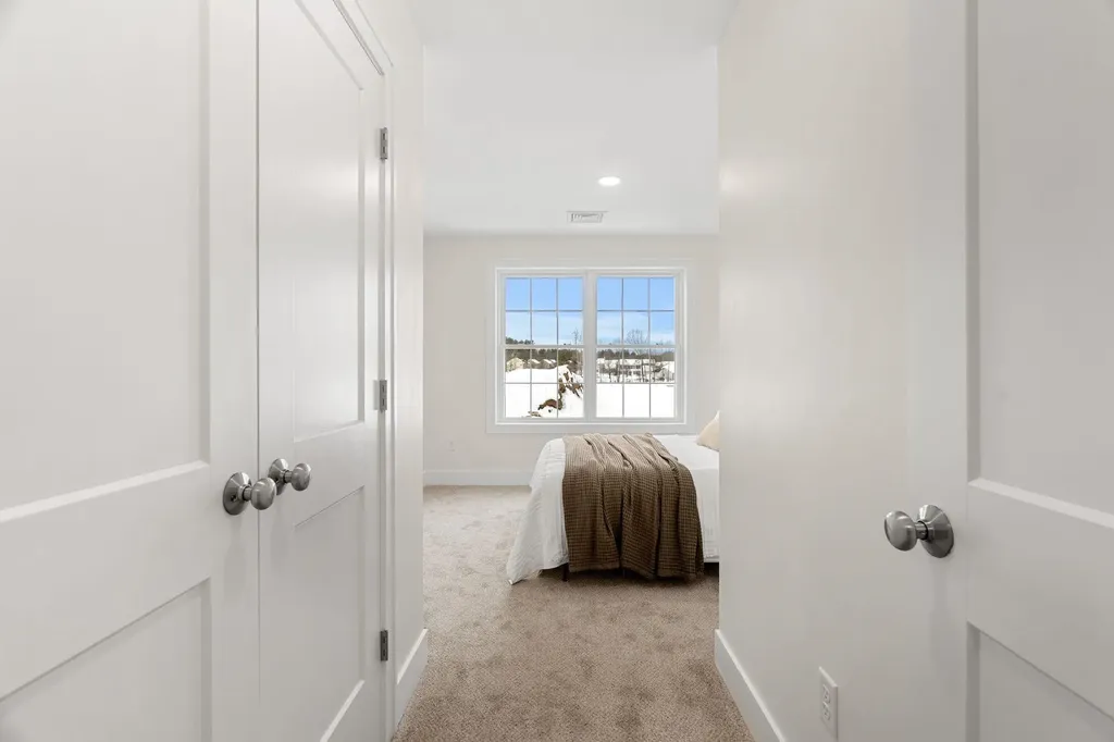 11 Suffolk Drive Concord NH 03303