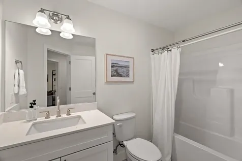 11 Suffolk Drive Concord NH 03303