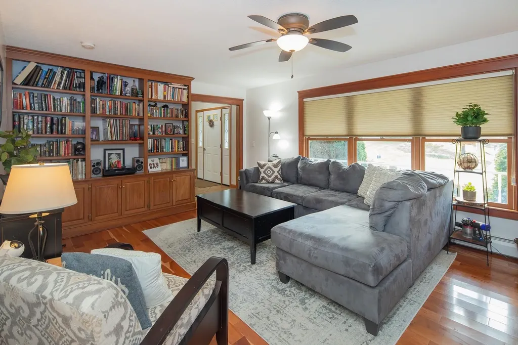 10 Rachel Drive Rutland City VT 05701