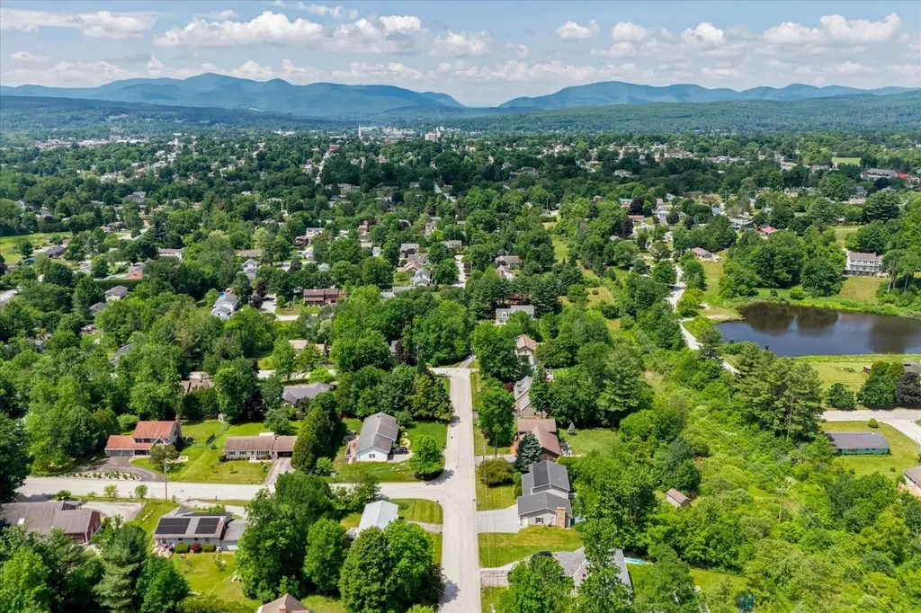 10 Rachel Drive Rutland City VT 05701