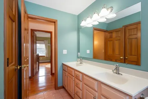 10 Rachel Drive Rutland City VT 05701
