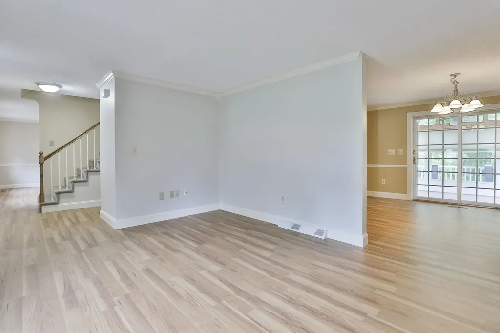 4 Spindlewick Drive Nashua NH 03062