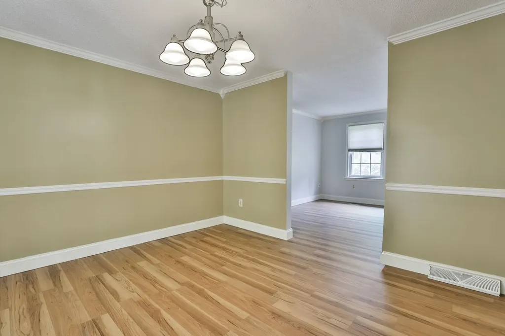 4 Spindlewick Drive Nashua NH 03062