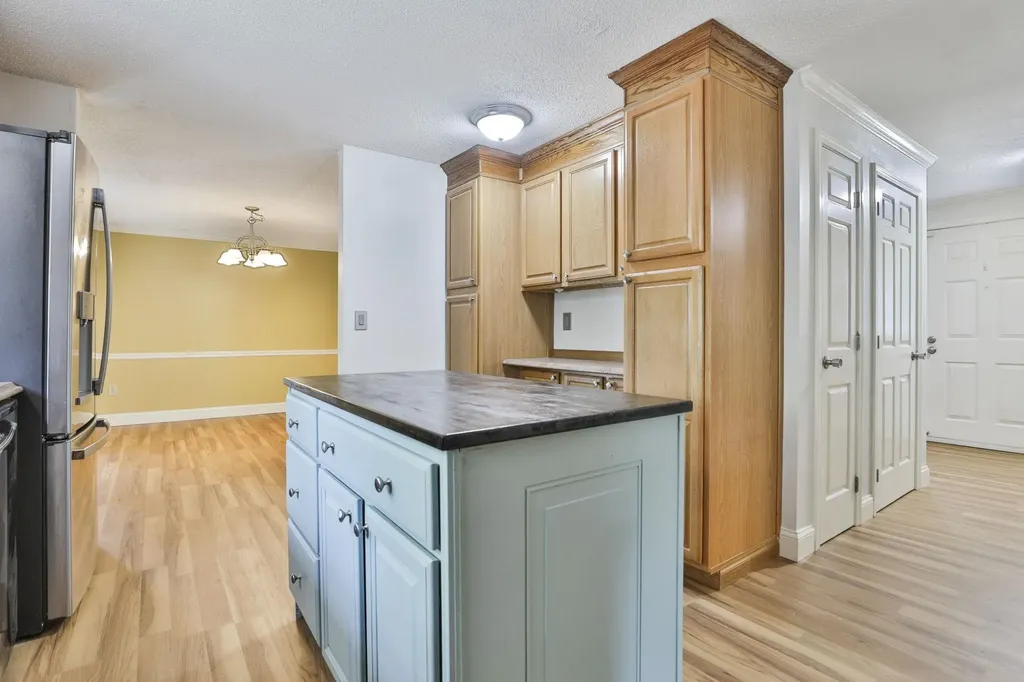 4 Spindlewick Drive Nashua NH 03062