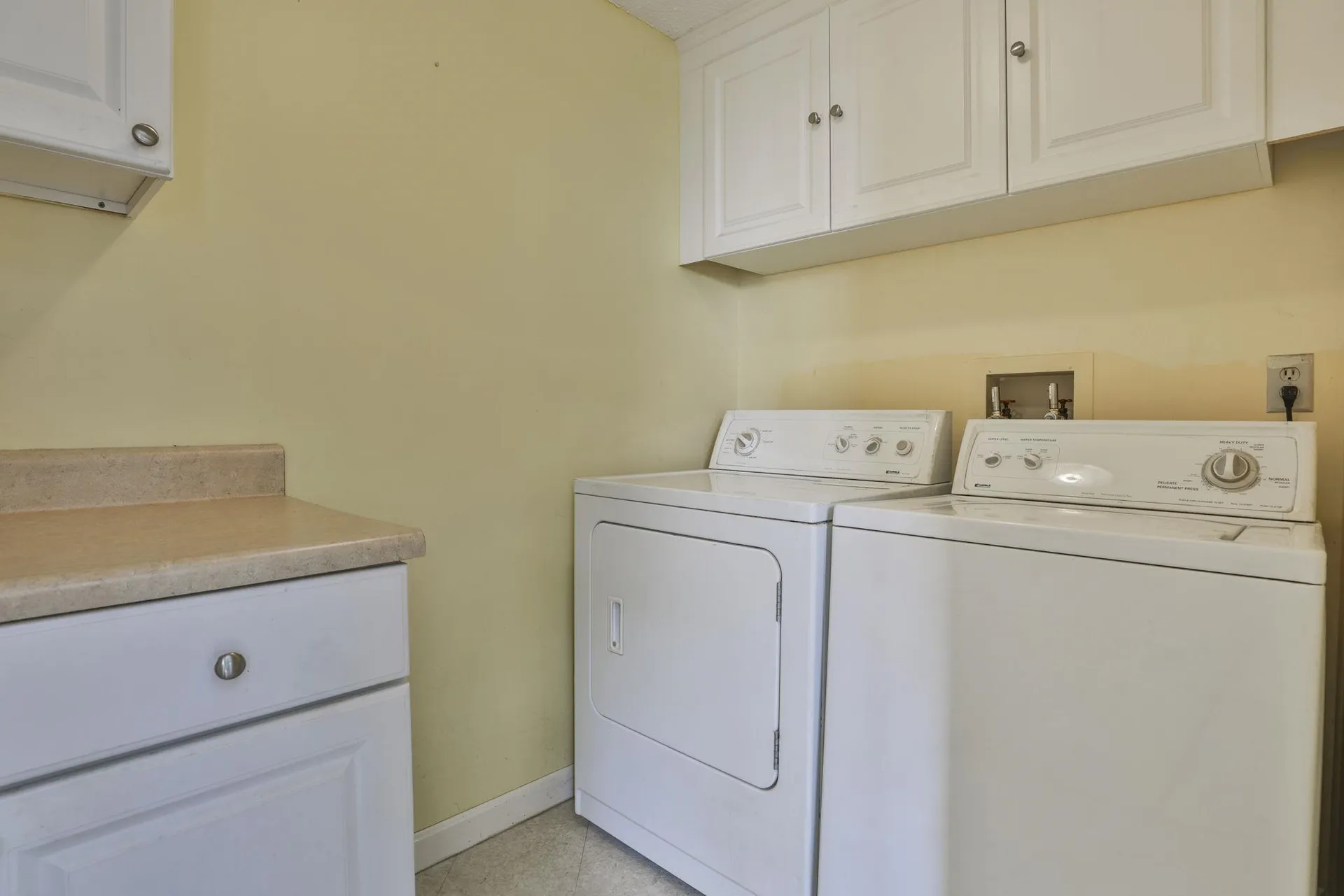 4 Spindlewick Drive Nashua NH 03062